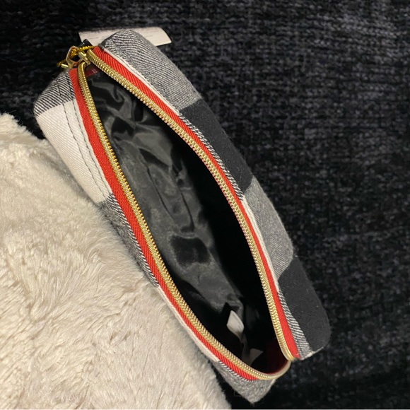 NWT Kensie Cosmetic Case - Picture 4 of 4